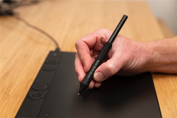 Wacom發(fā)布新一代旗艦Intuos Pro專業(yè)數(shù)位板(圖3)