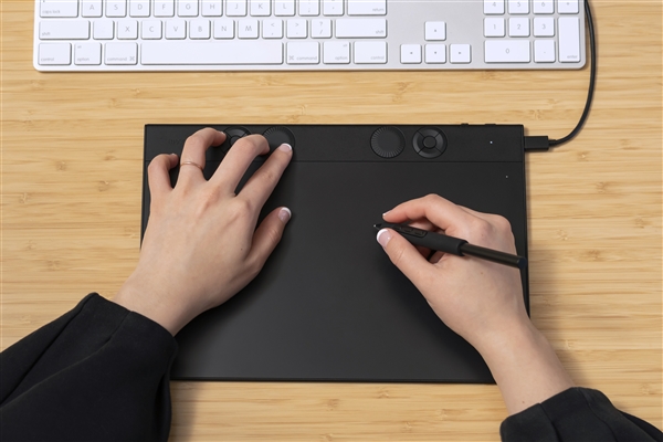 Wacom發(fā)布新一代旗艦Intuos Pro專業(yè)數(shù)位板(圖6)